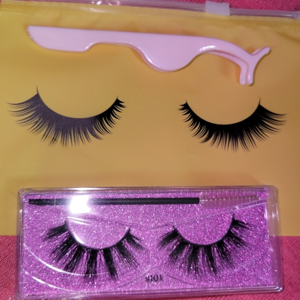 Lashes - Picture 15 of 15